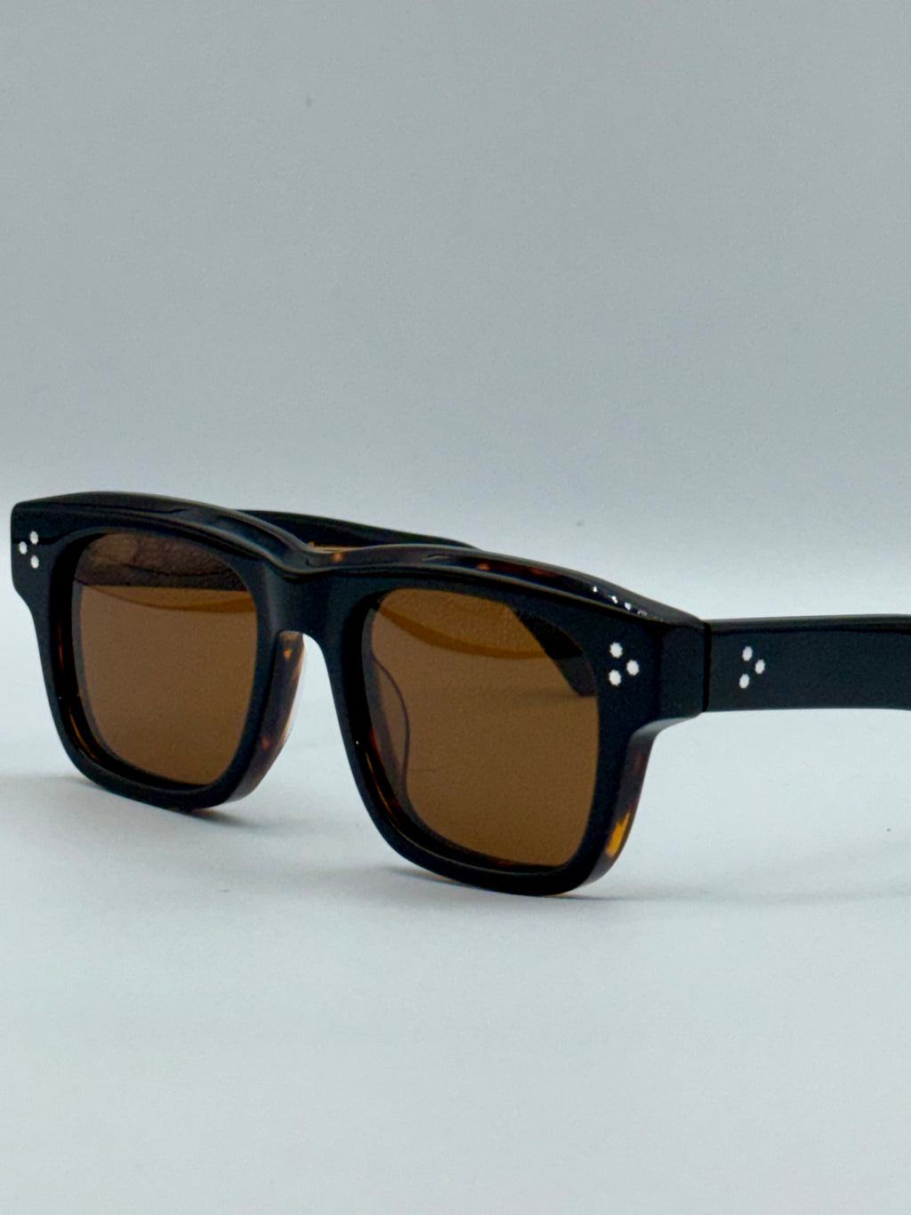 Alma women Stylish sun glasses -SØLÆR Marseille  